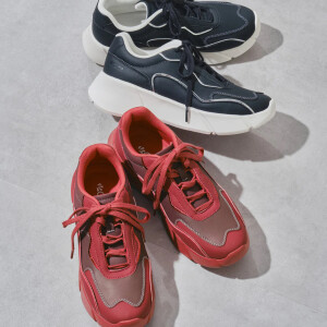 新作スニーカー👟