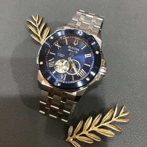 【BULOVA】マリンスターからメタルバンドが登場！