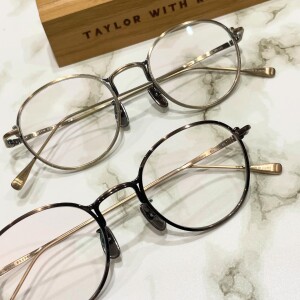 【TAYLOR WITH RESPECT】シンプルで合わせやすいメタルフレーム！