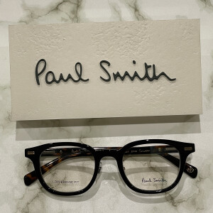 【Paul Smith】カジュアルに合わせやすいセルフレーム！