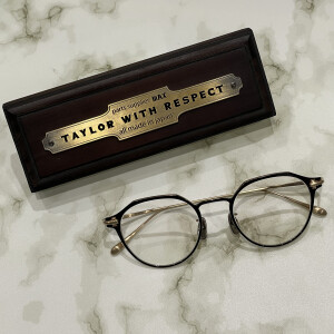 【TAYLOR WITH RESPECT】高級感のあるメタルフレーム！