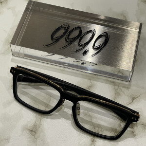 【999.9】黒×金のオシャレな一本！