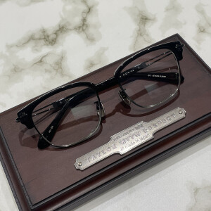 【TAYLOR WITH RESPECT】仕立ての良いブロウフレーム！