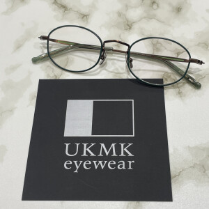 【UKMK eyewear】新作バレルシェイプフレーム！