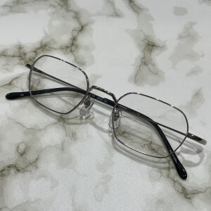 【Zparts】多角形のシェイプがオシャレなメタルフレーム！