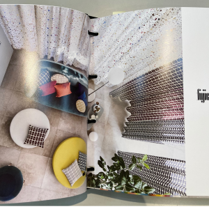 フジエテキスタイルのカーテン