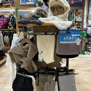 暖かい🔥小物アイテムのご紹介🧣🧦