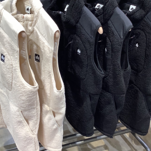 今の時期にぴったり!【カールボアベスト】