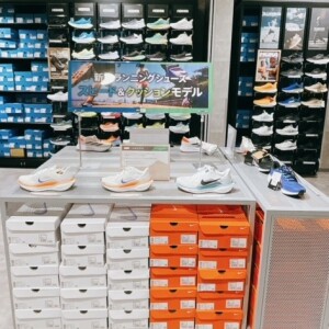 夏の暑さに負けず、楽しく走れるランニングシューズ！！