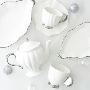 【New!】カフェタイムを華やかに🥂