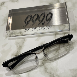 【999.9】存在感のあるサーモント仕様のナイロールフレーム！