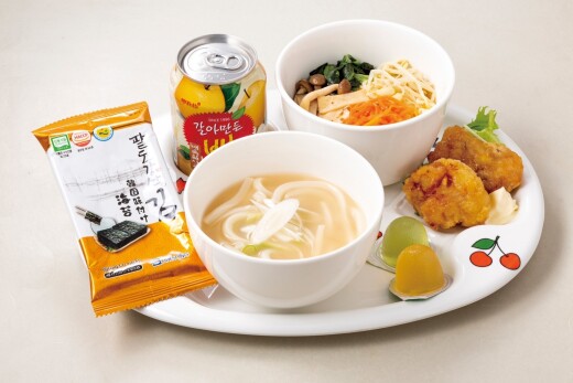 豪華！お子さま うどん＆ビビンバセット