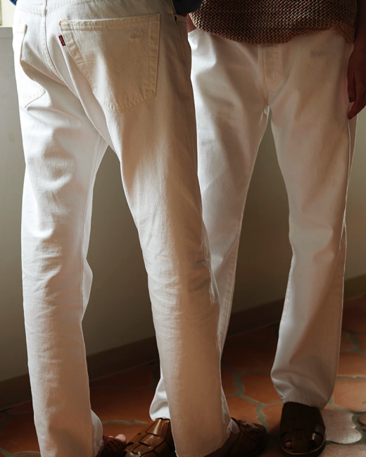 「リーバイス×レリューム　大人のホワイトデニム」