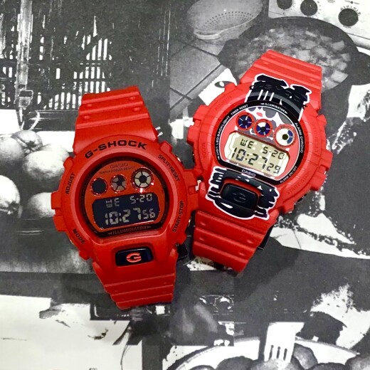 【G-SHOCK】腕元に赤★ Red on the wrist ★