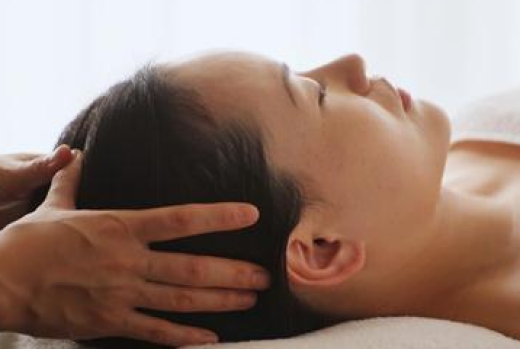 17時以降の特別コース「ヘッドケア30分(首・肩含む)」のお知らせ