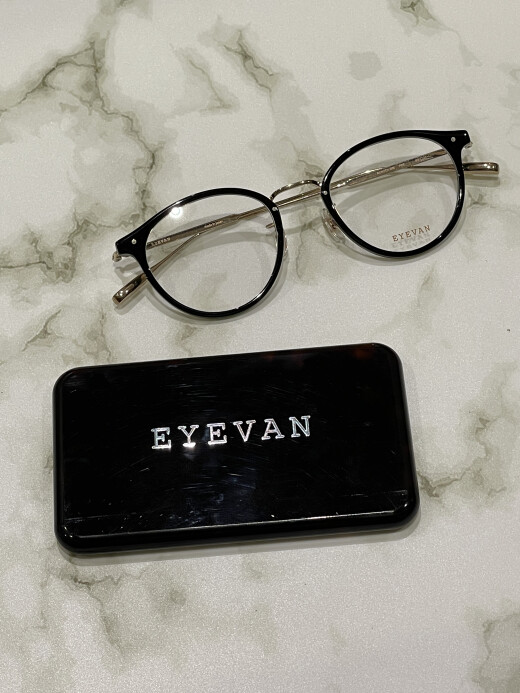 【EYEVAN】人気のコンビネーションフレーム！