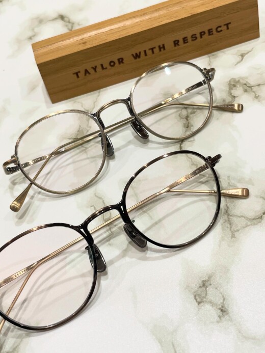 【TAYLOR WITH RESPECT】シンプルで合わせやすいメタルフレーム！