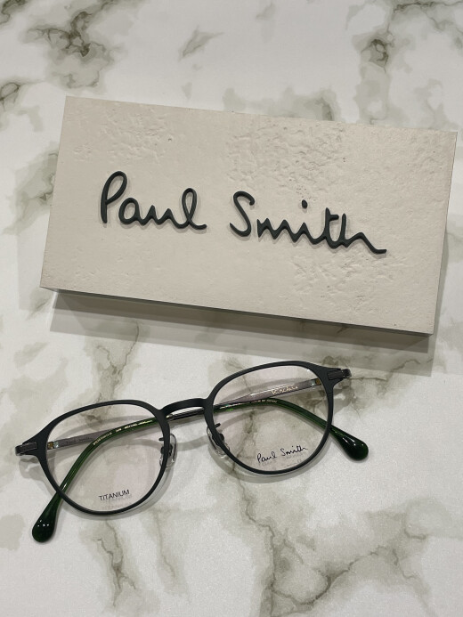 【Paul Smith】シーンを選ばず使いやすいメタルフレーム！