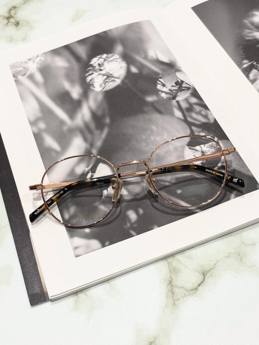 【GUCCI】秋らしさを感じるメタルフレーム！