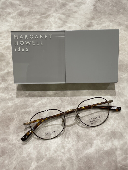 【MARGARET HOWELL】流行りのクラウンパントフレーム！