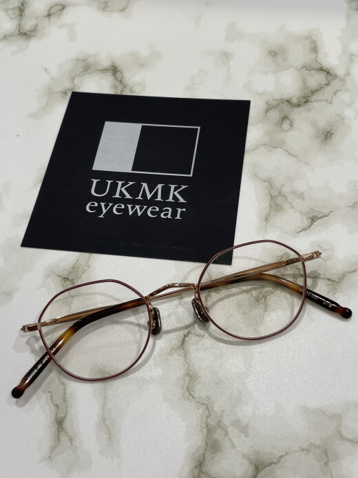 【UKMK eyewear】顔馴染みの良いクラウンパントシェイプ！