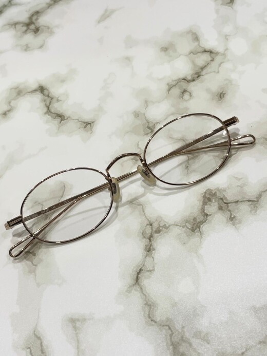 【FN/FOUR NINES】シンプルで使いやすいデザインのメタルフレーム！