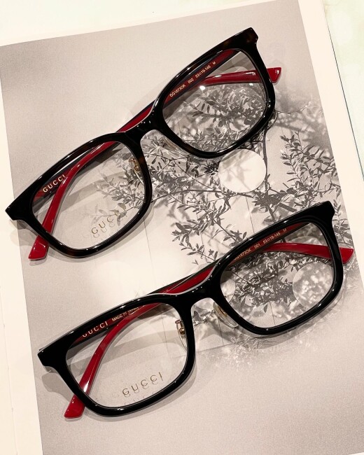 【GUCCI】上品な色使いのセルフレーム！