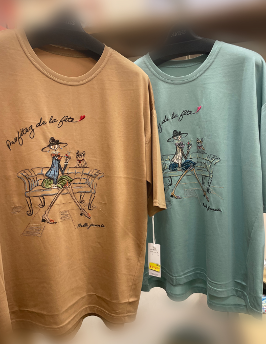 刺繍Tシャツ🤍