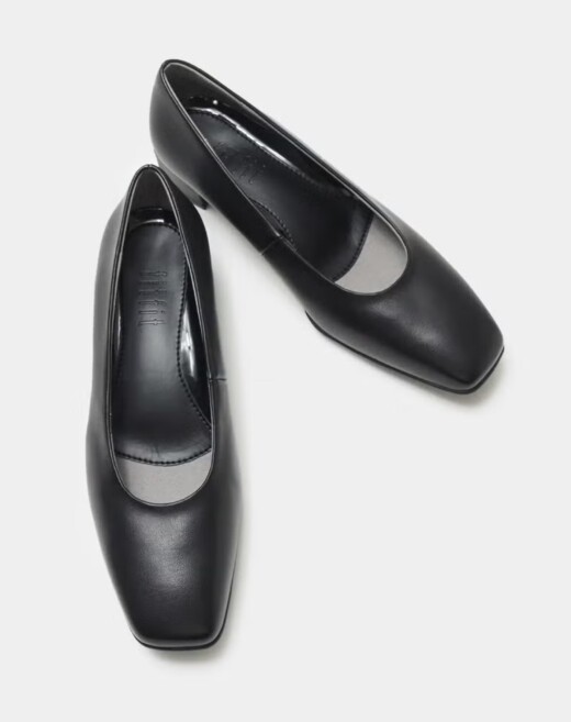 ブラックパンプス特集👠第一弾❣️