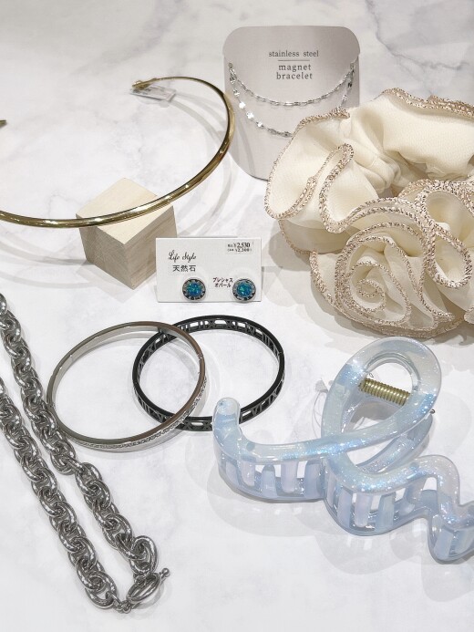 梅雨の時期におすすめ‼︎アクセサリーご紹介☔️✨