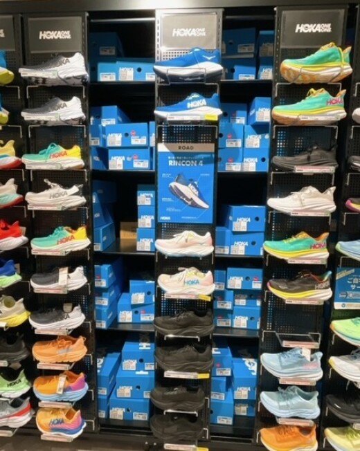 【シューズ】HOKA　リンコン４