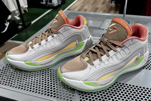 【バスケット】限定カラー　LUKA4