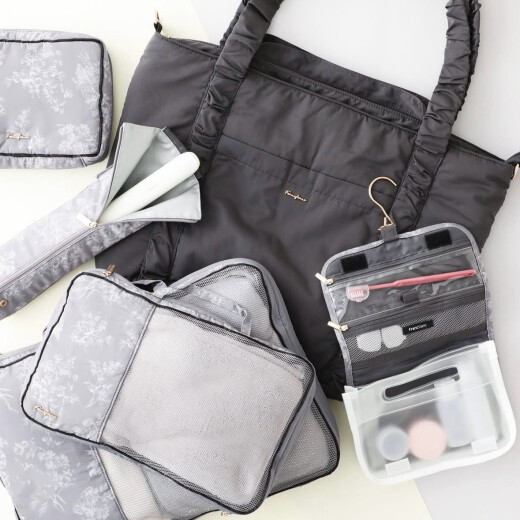 【SALE!】トラベルグッズ👜💛