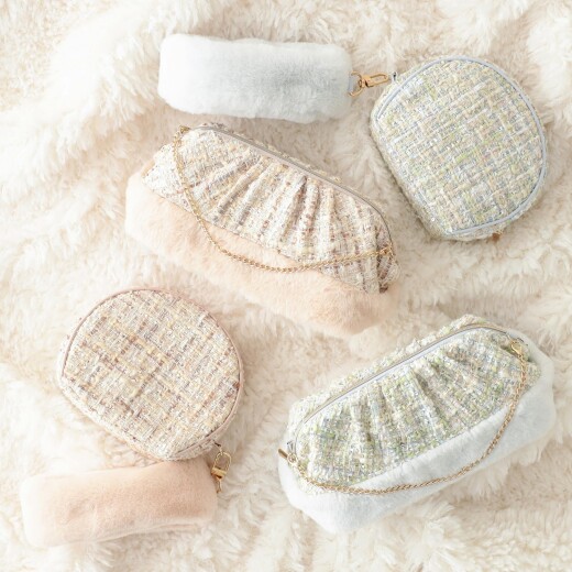 【SALE!】冬の可愛いポーチが50%OFF！❄️