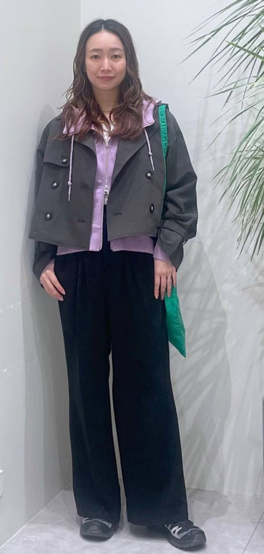 ショートトレンチコート