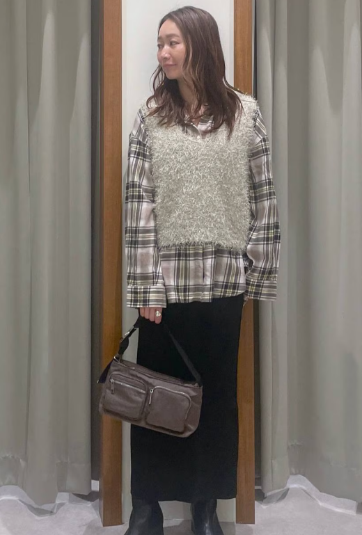 ショートラメファーベスト✨