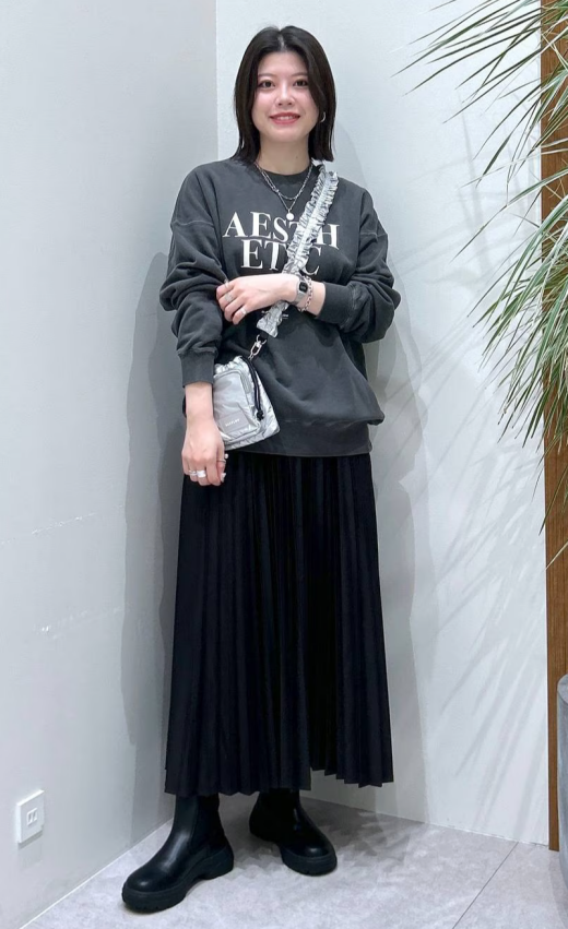  ピグメントロゴスウェットプルオーバー