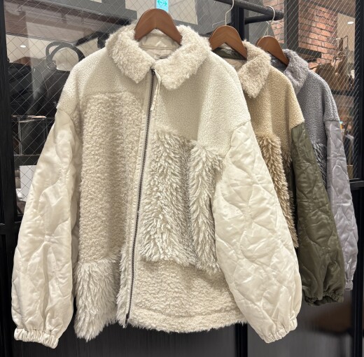 かわいいブルゾン入荷しました！