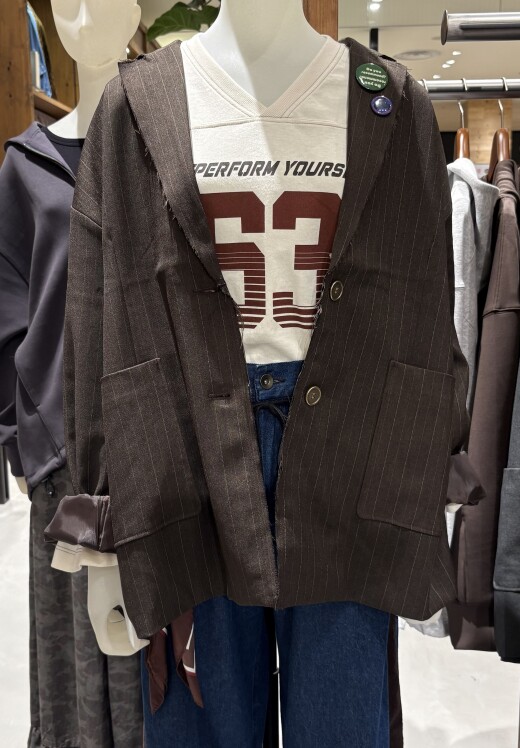 秋の定番ジャケットのご紹介です！