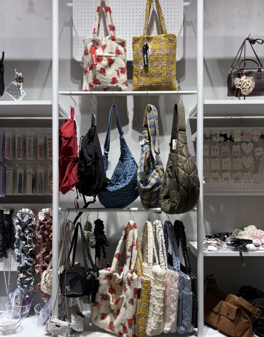 tinytinyの新作商品入荷しております！