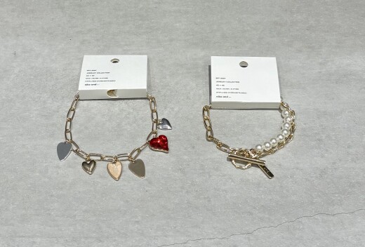 アクセサリーも多数ご用意しております！！