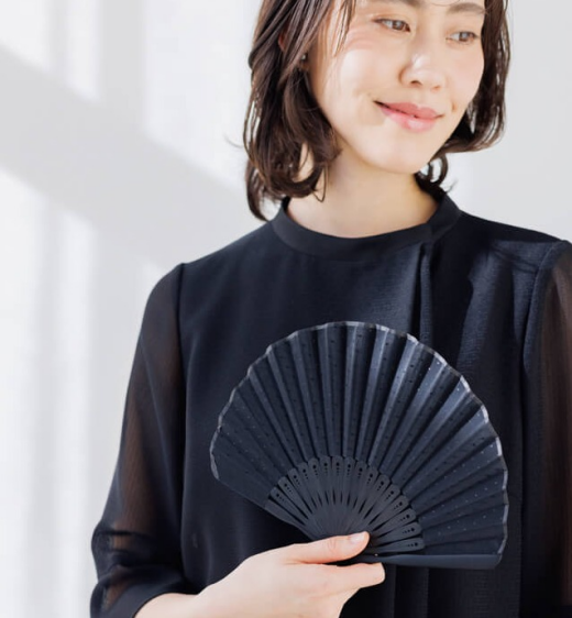 ドットプリントのフォーマル扇子