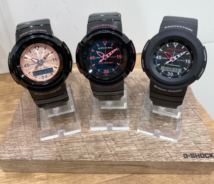 g-shock mini ブラック