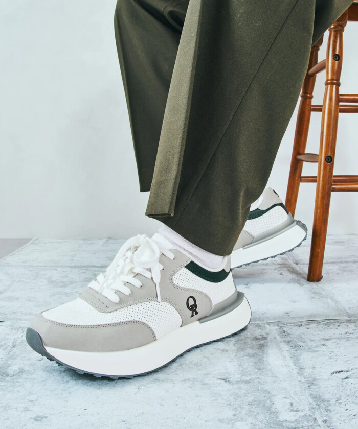 メンズスニーカー登場‼️