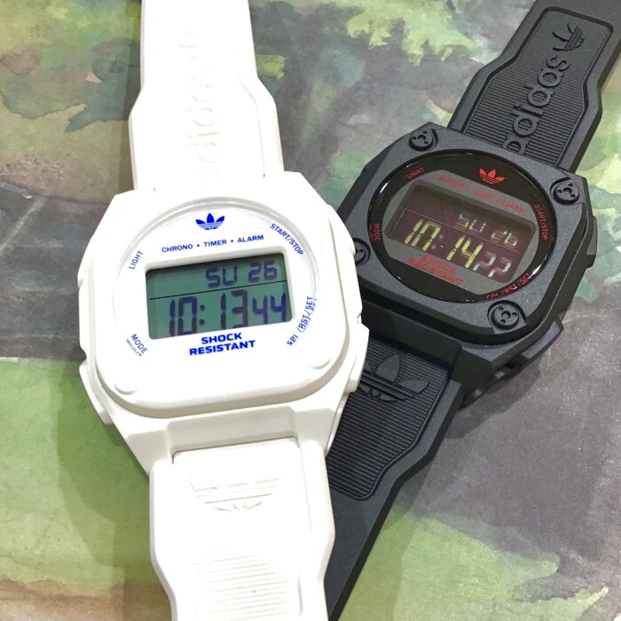 【adidas】デジタルなスポーツウォッチ★