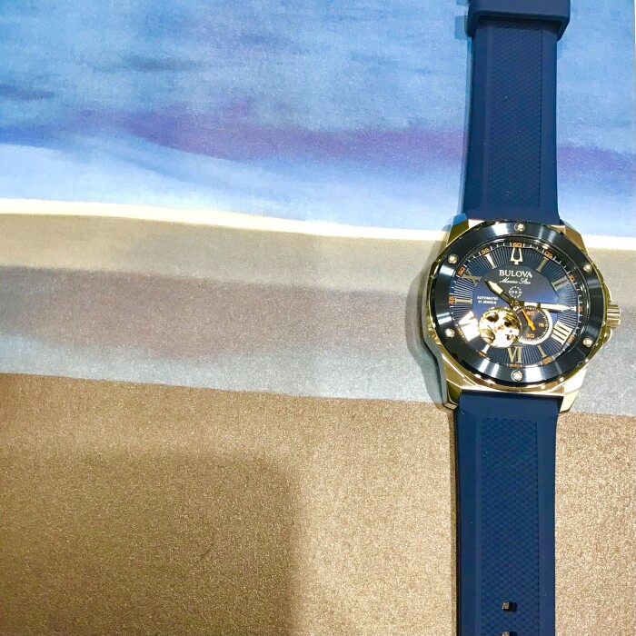 【BULOVA】秋の装いにもMarine star★