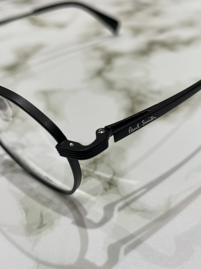 【Paul Smith】シーンを選ばず使いやすいメタルフレーム！