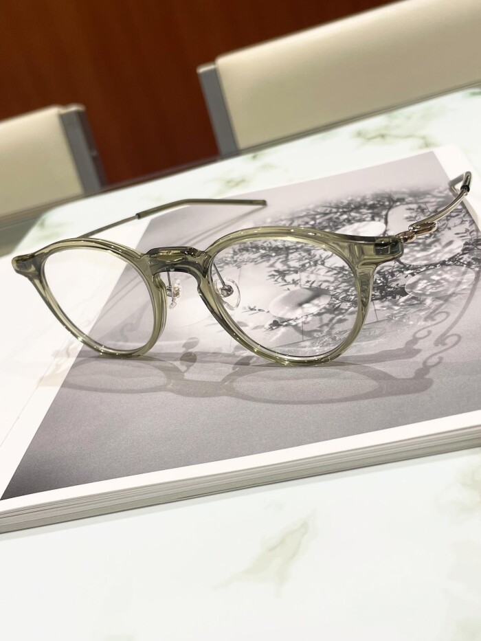 【999.9】柔らかな雰囲気のセルフレーム!