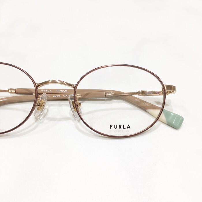 【FURLA】誰でも似合うベーシックなメガネ♪