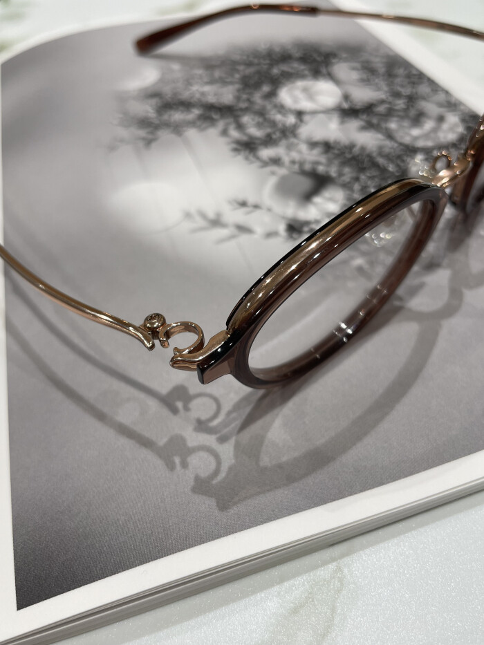 【999.9】春らしい色合いのコンビネーションフレーム！